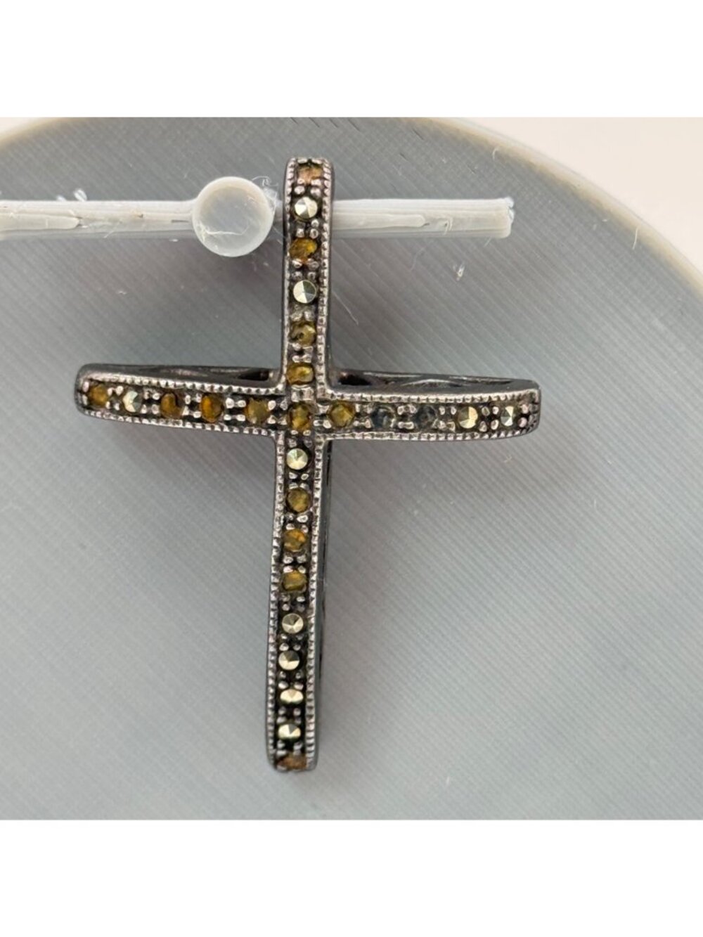 Sterling Silver Marcasite Cross Pendant Charm 5g Vintage Religious Jewelry READ - Picture 14 of 14